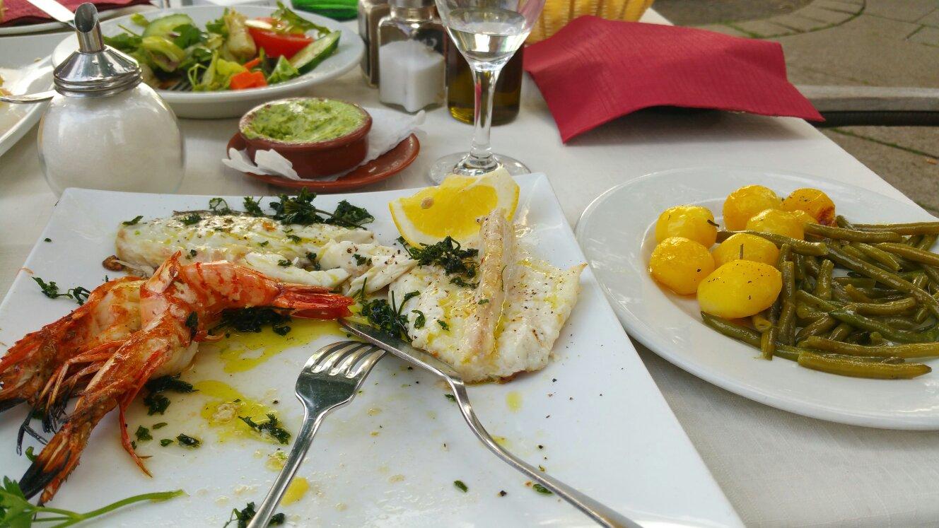 Best seafood soup restaurants within Bremen port